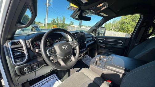 2024 RAM 2500 Big Horn Crew Cab 4x4 6'4' Box