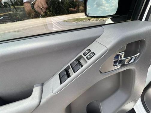 2018 Nissan Frontier SV