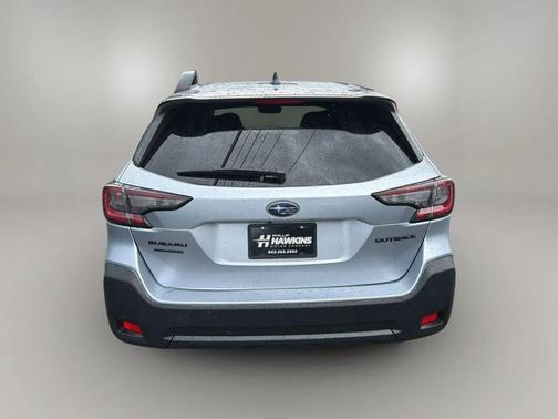 Ice Silver Metallic 2023 Subaru Outback Onyx Edition