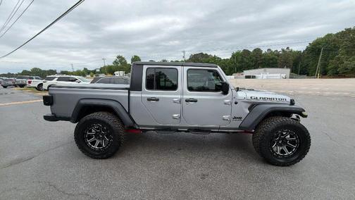 Billet Silver Metallic Clearcoat 2021 Jeep Gladiator Sport
