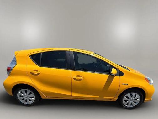 Sun Fusion 2014 Toyota Prius c One