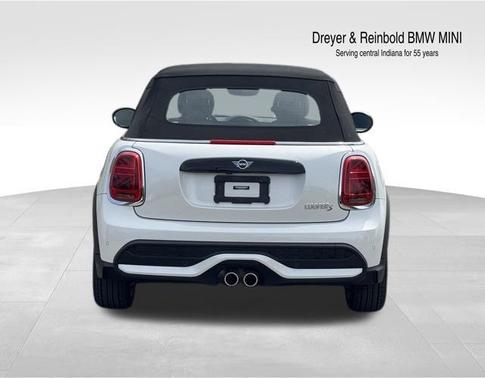 Nanuq White Metallic 2024 MINI Convertible Cooper S