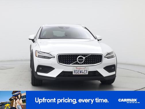 2020 Volvo V60 Cross Country T5