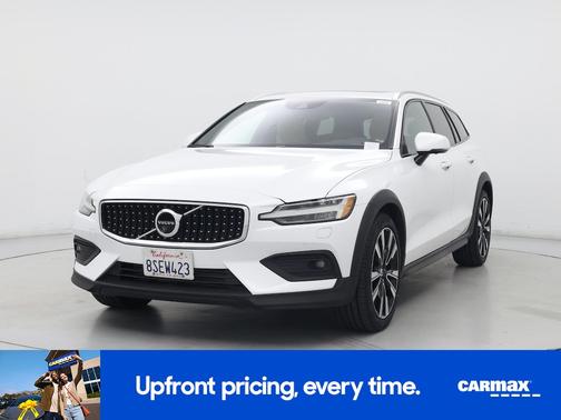 2020 Volvo V60 Cross Country T5