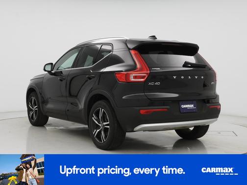 2023 Volvo XC40 B5 Plus Bright Theme