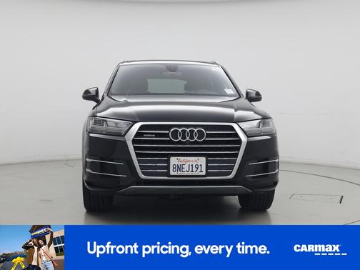 Black 2019 Audi Q7 Premium Plus