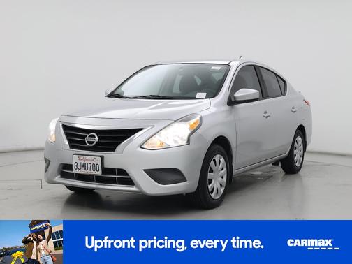 Gray 2016 Nissan Versa SV