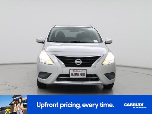 Gray 2016 Nissan Versa SV