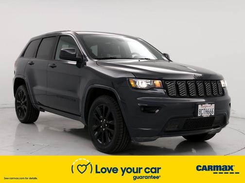 Photo 1 of 25 of 2018 Jeep Grand Cherokee Altitude