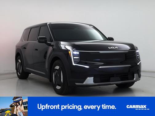 Black 2026 Kia EV9 Light Long Range