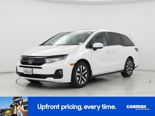 White 2025 Honda Odyssey EX-L
