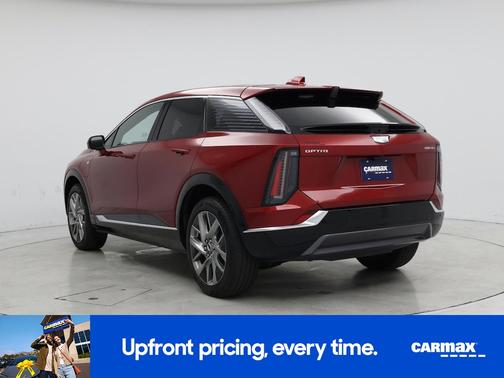 2025 Cadillac OPTIQ Luxury 1