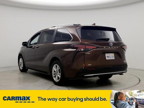 2023 Toyota Sienna Limited