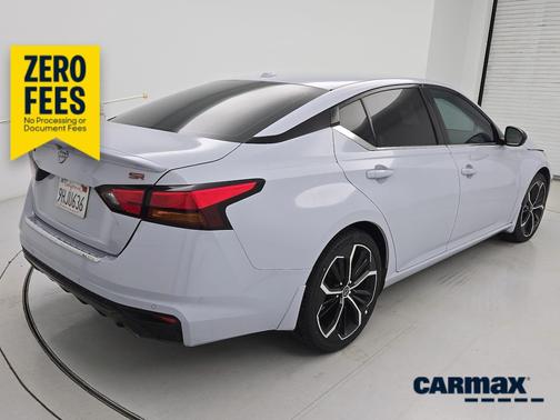 Gray 2023 Nissan Altima SR