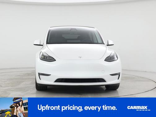 White 2023 Tesla Model Y Performance