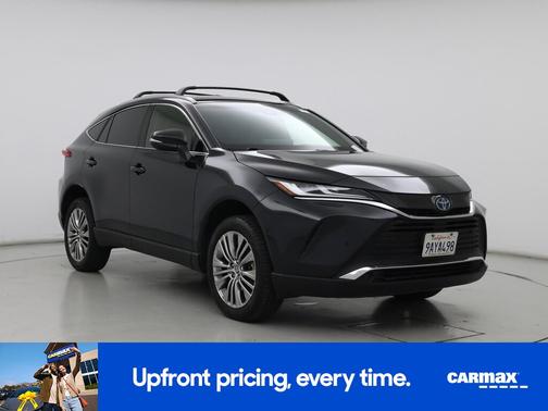 Black 2022 Toyota Venza XLE