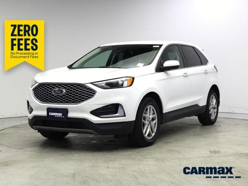 White 2024 Ford Edge SEL