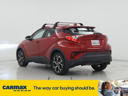 2022 Toyota C-HR XLE