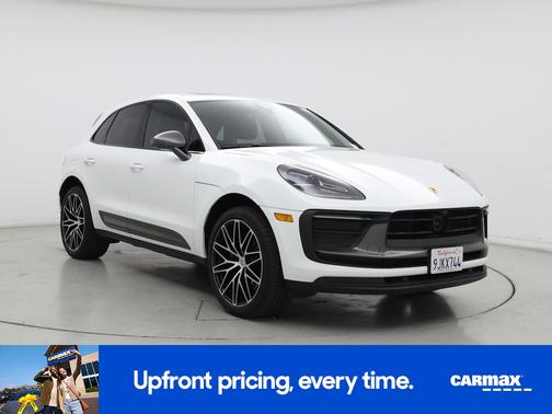 2023 Porsche Macan T