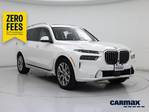 White 2025 BMW X7 xDrive40i
