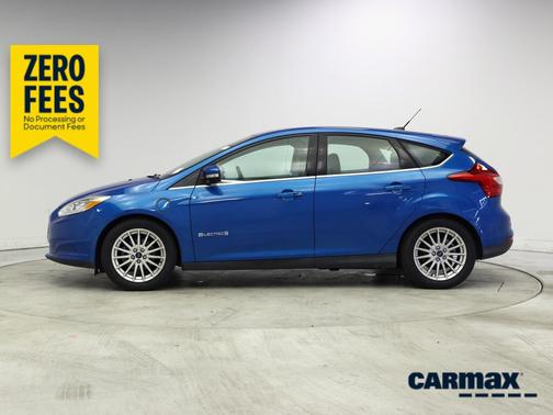 Blue 2014 Ford Focus Electric
