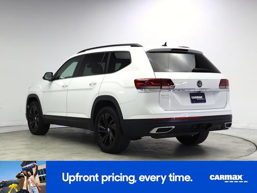 White 2023 Volkswagen Atlas SE w/Tech