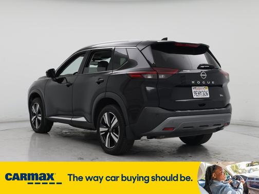 2022 Nissan Rogue SL