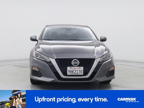 2022 Nissan Altima SV