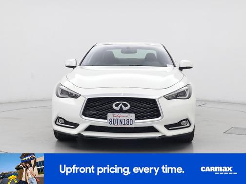 2018 INFINITI Q60 Luxe