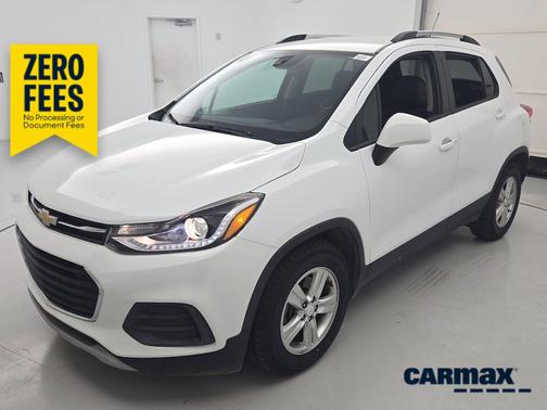 White 2021 Chevrolet Trax LT