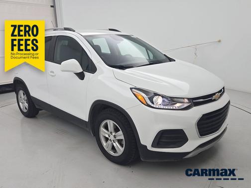 White 2021 Chevrolet Trax LT