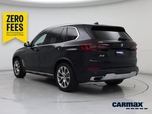 Black 2022 BMW X5 sDrive40i