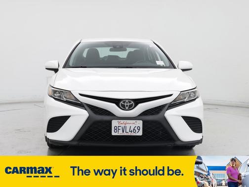 2019 Toyota Camry SE