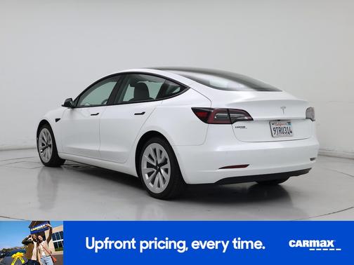 White 2022 Tesla Model 3