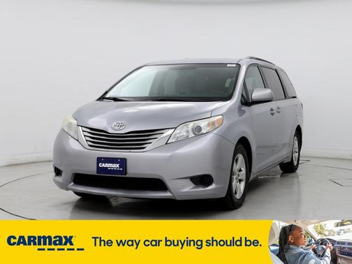2015 Toyota Sienna LE