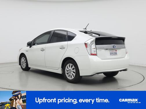 White 2015 Toyota Prius Plug-in