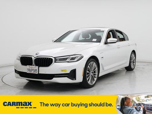 2022 BMW 530e e xDrive