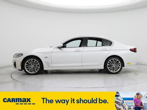 2022 BMW 530e e xDrive