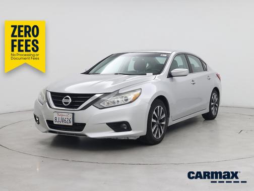 Silver 2017 Nissan Altima SV