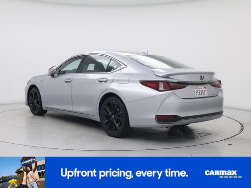 2023 Lexus ES 300h F-SPORT Handling