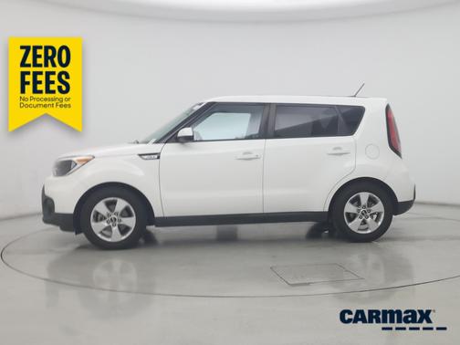 White 2018 Kia Soul