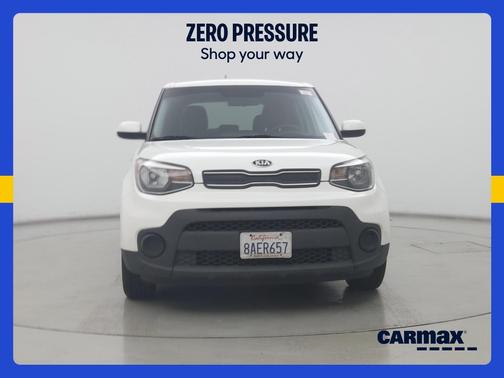 White 2018 Kia Soul