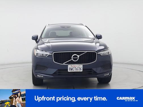 Blue 2021 Volvo XC60 T5 Momentum