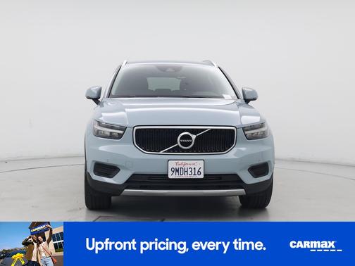 2019 Volvo XC40 T5 Momentum