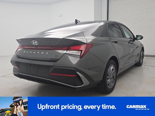 Gray 2024 Hyundai ELANTRA SEL