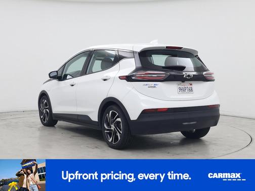 White 2023 Chevrolet Bolt EV 2LT