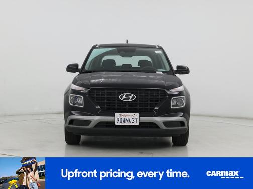 2023 Hyundai VENUE SE