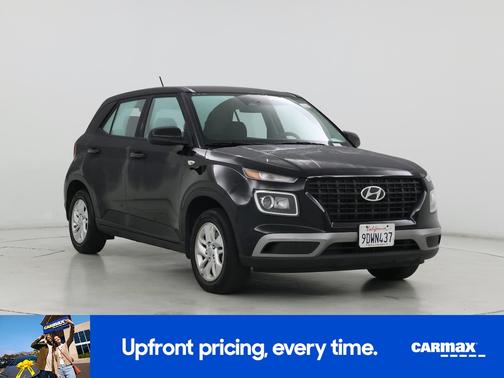 2023 Hyundai VENUE SE