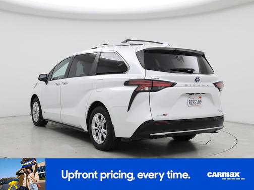 2022 Toyota Sienna Platinum