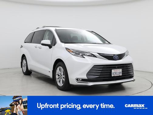 2022 Toyota Sienna Platinum